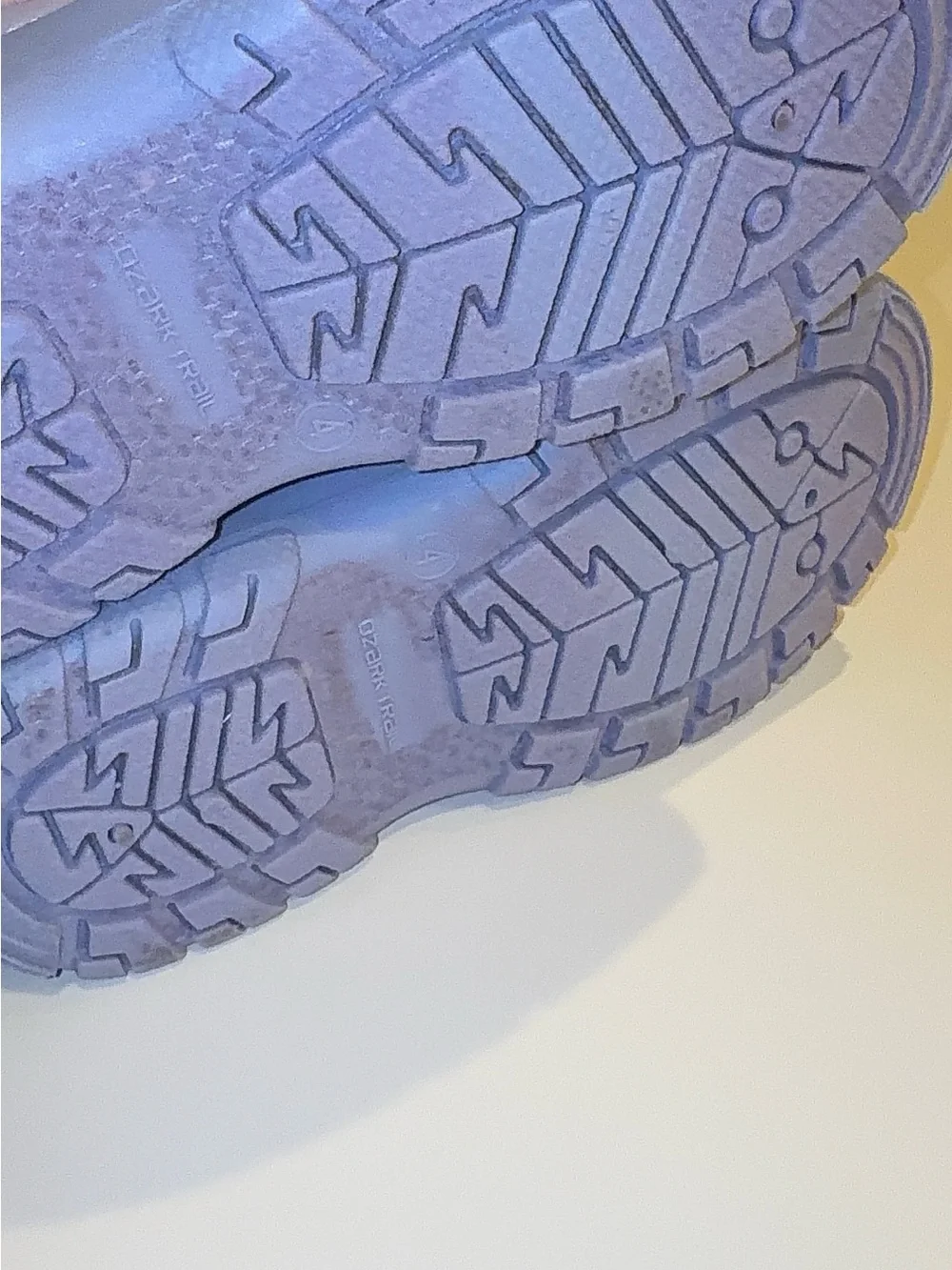 Ozark Trail Girls Pink Lavender Waterproof Winter Snow Boots Size 4